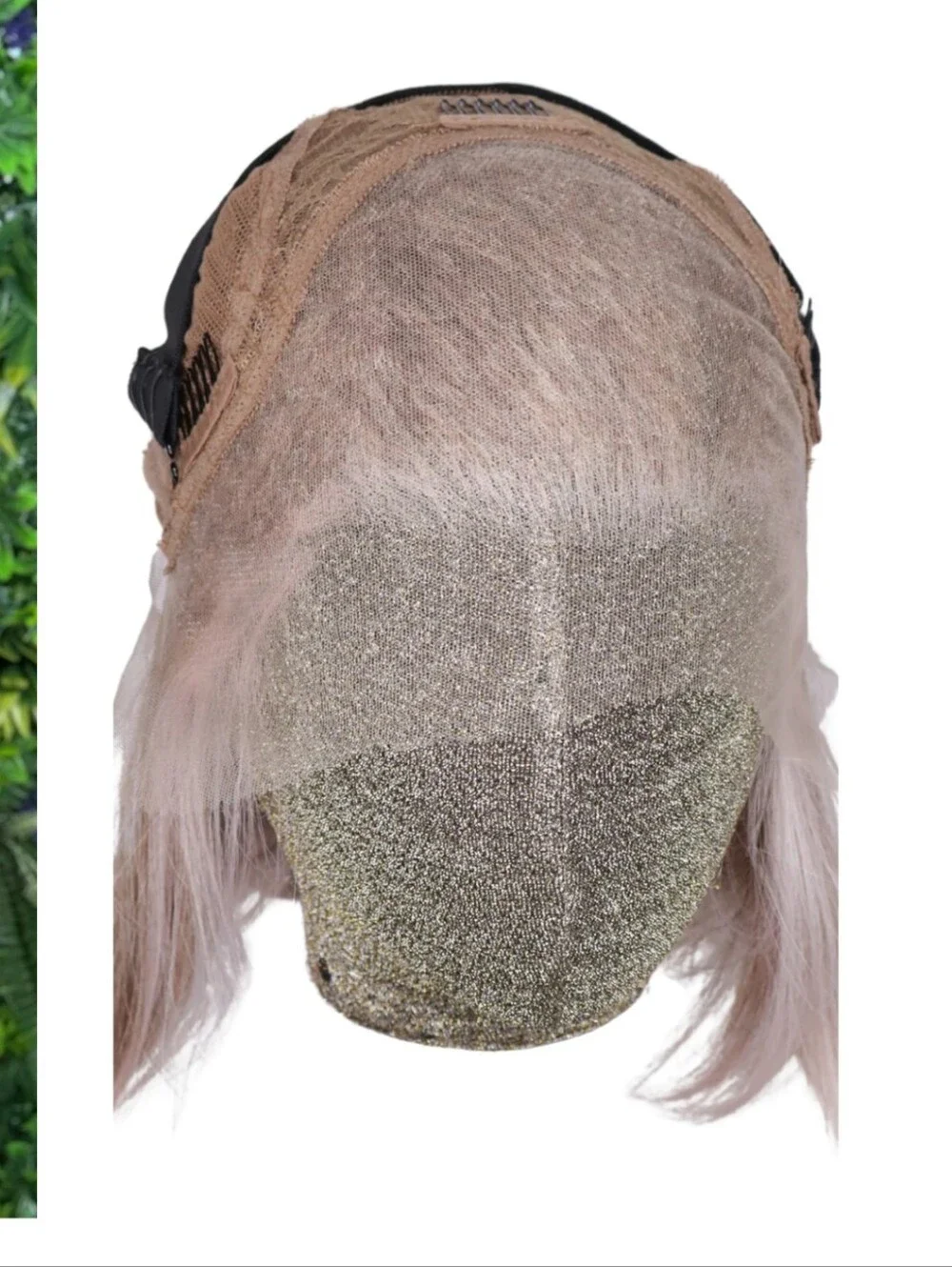 Kensington APRICUTIE Short Layered Bob Wig - Chelsey Smith Cosmetics NWTL